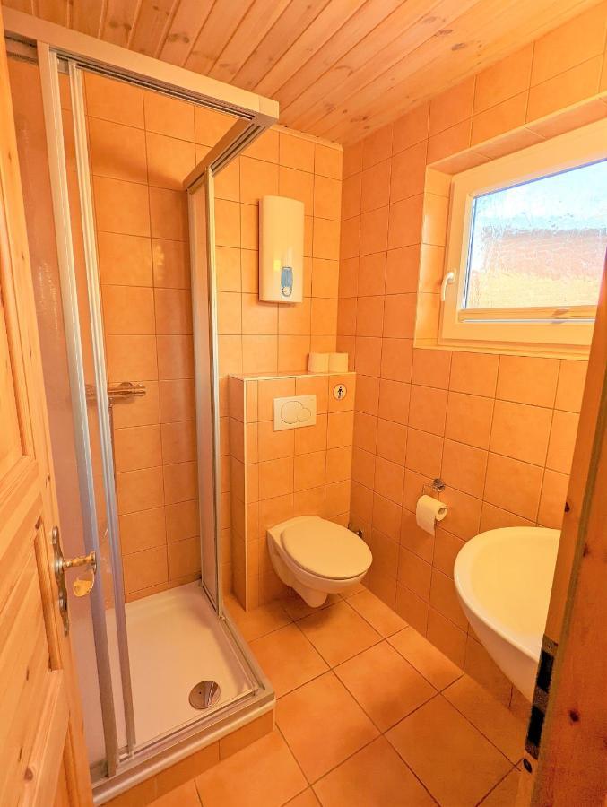 Ferienhaus Sellin エクステリア 写真