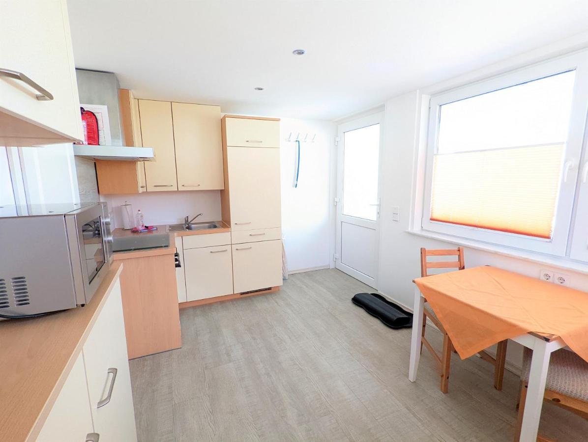 Ferienhaus Sellin エクステリア 写真